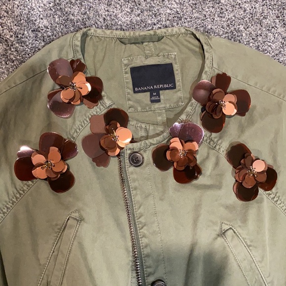 Banana Republic jacket. - Picture 3 of 6